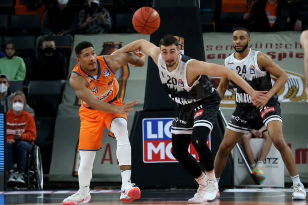 塞尔维亚男 塞尔维亚男