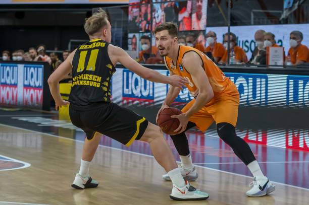 也为俱乐部 也为俱乐部